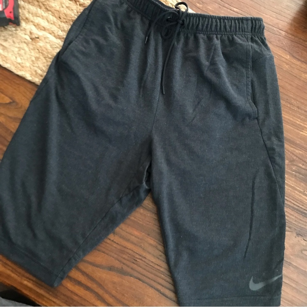 👟NIKE DRI FIT Shorts